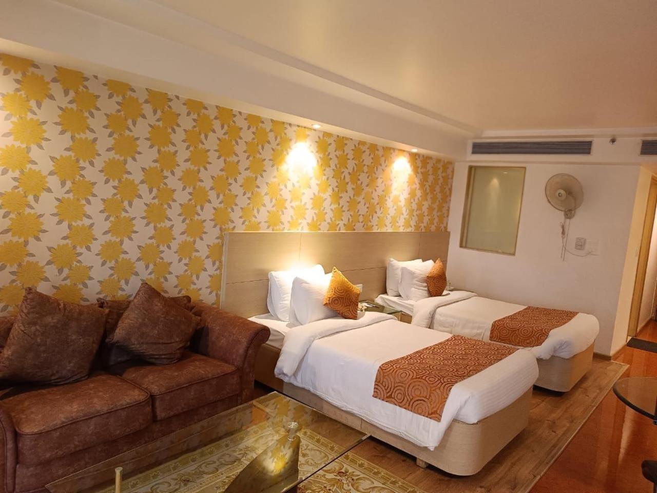 Hotel Amer Green'S Bhopal Eksteriør billede